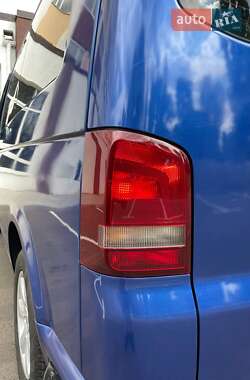 Минивэн Volkswagen Transporter 2005 в 