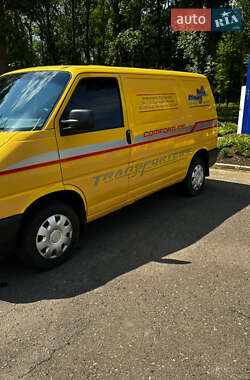 Грузовой фургон Volkswagen Transporter 1999 в 