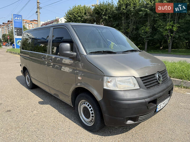 Минивэн Volkswagen Transporter 2009 в 
