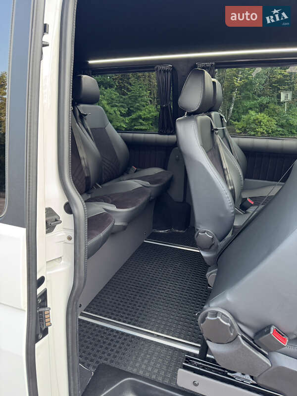 Минивэн Volkswagen Transporter 2020 в Бердичеве