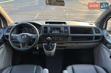 Минивэн Volkswagen Transporter 2016 в 