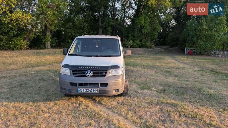 Грузовой фургон Volkswagen Transporter 2006 в 