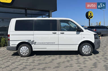 Минивэн Volkswagen Transporter 2010 в 