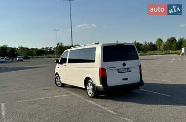Минивэн Volkswagen Transporter 2015 в 