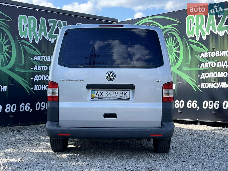 Мінівен Volkswagen Transporter 2010 в Харкові