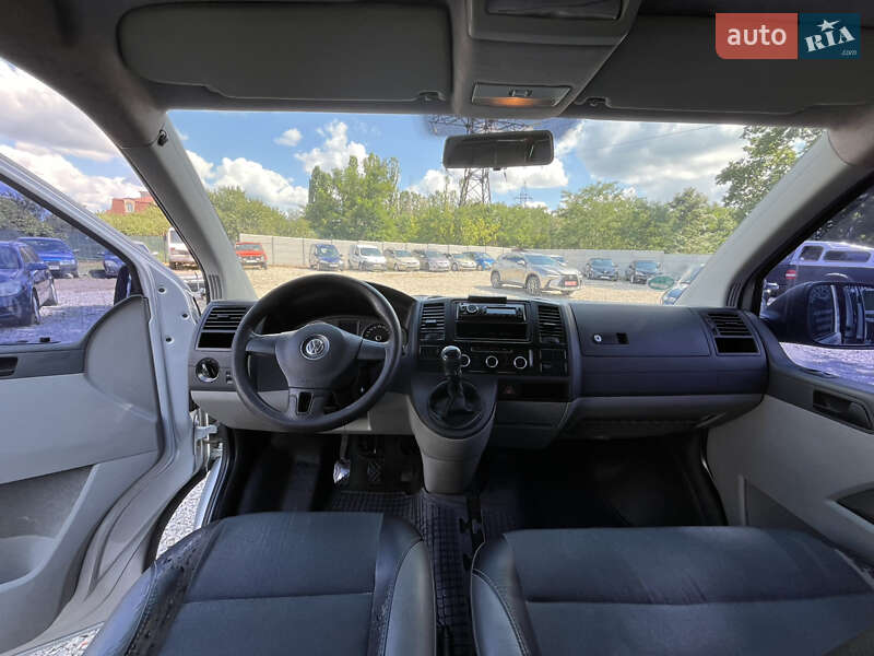 Мінівен Volkswagen Transporter 2010 в Харкові
