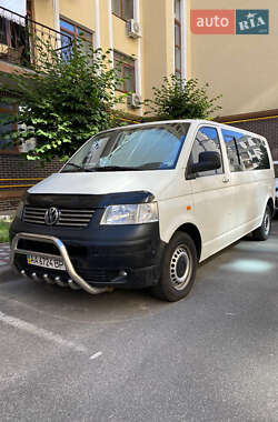 Минивэн Volkswagen Transporter 2004 в Киеве