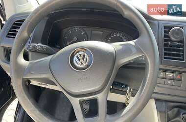Минивэн Volkswagen Transporter 2018 в 