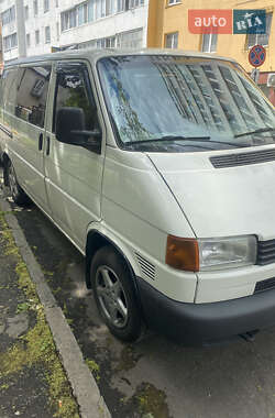 Минивэн Volkswagen Transporter 2000 в 