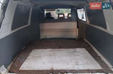 Грузопассажирский фургон Volkswagen Transporter 1986 в 