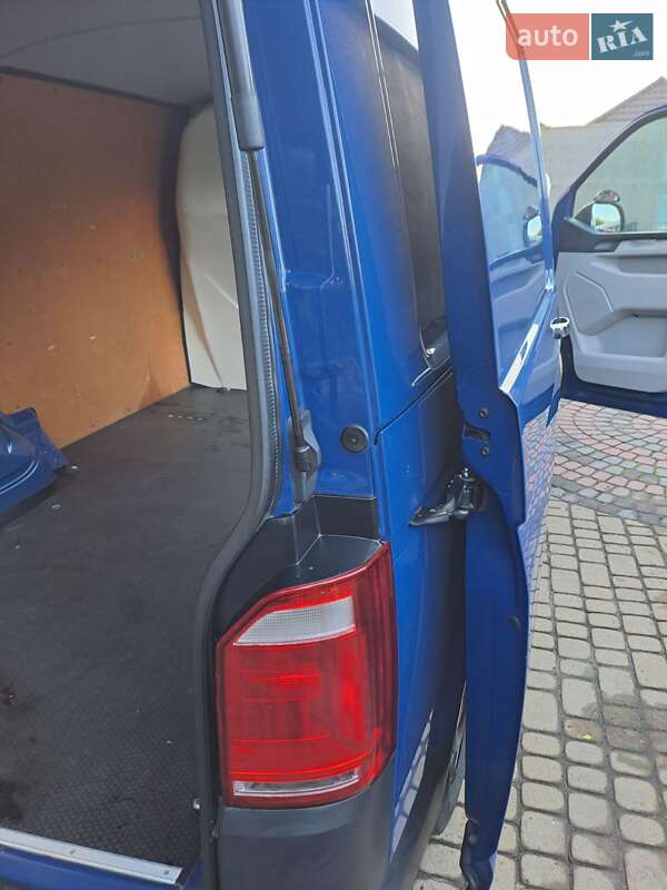 Микроавтобус Volkswagen Transporter 2017 в Ровно
