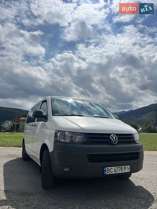 Volkswagen Transporter 2010