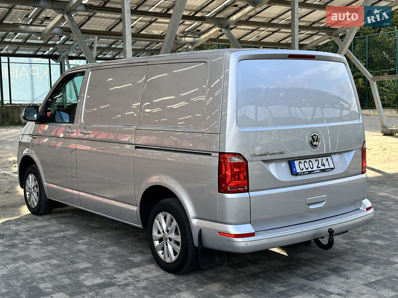 Вантажний фургон Volkswagen Transporter 2018 в Львові