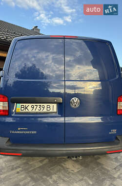 Грузовой фургон Volkswagen Transporter 2013 в 