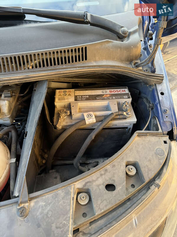 Грузовой фургон Volkswagen Transporter 2013 в Ровно