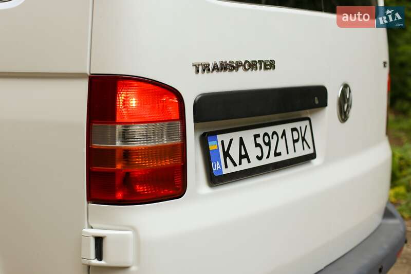Минивэн Volkswagen Transporter 2008 в Киеве