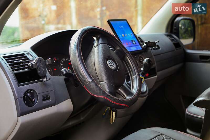 Минивэн Volkswagen Transporter 2008 в Киеве