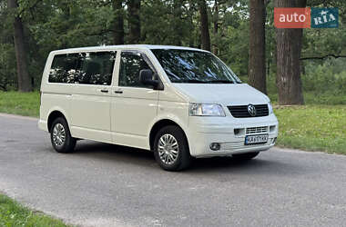 Минивэн Volkswagen Transporter 2004 в 
