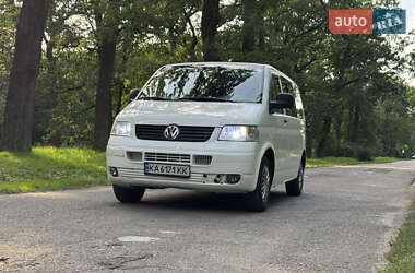 Минивэн Volkswagen Transporter 2004 в 