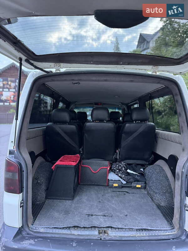 Минивэн Volkswagen Transporter 2004 в Буковеле