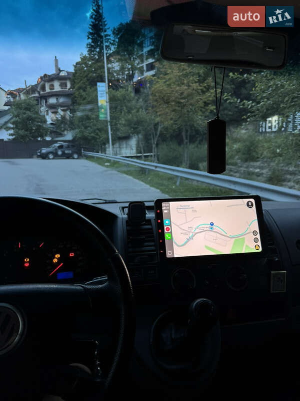 Минивэн Volkswagen Transporter 2004 в Буковеле