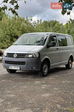 Мінівен Volkswagen Transporter 2010 в Луцьку