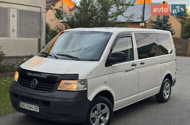 Мінівен Volkswagen Transporter 2008 в Стрию