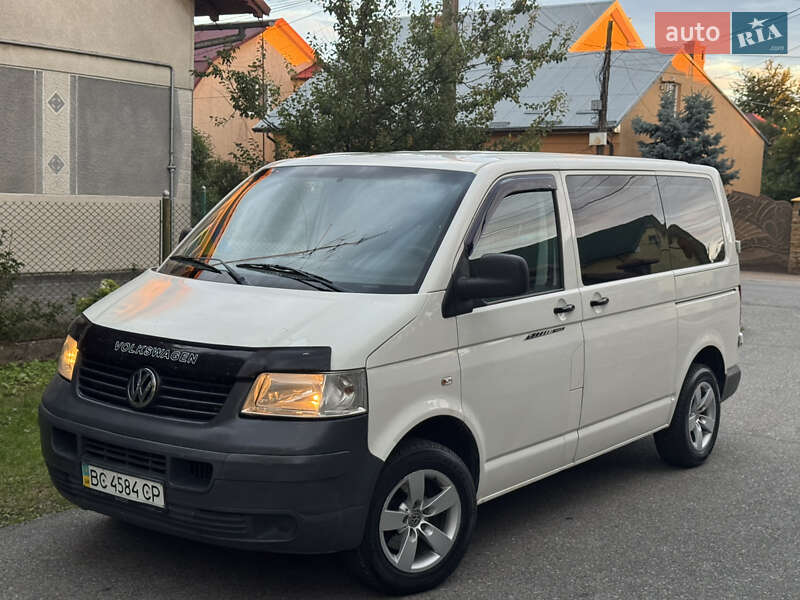 Минивэн Volkswagen Transporter 2008 в 