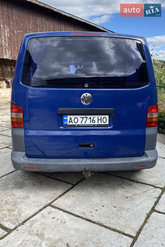 Минивэн Volkswagen Transporter 2007 в Тячеве