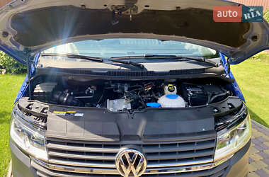 Грузовой фургон Volkswagen Transporter 2021 в 