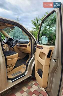 Минивэн Volkswagen Transporter 2003 в 