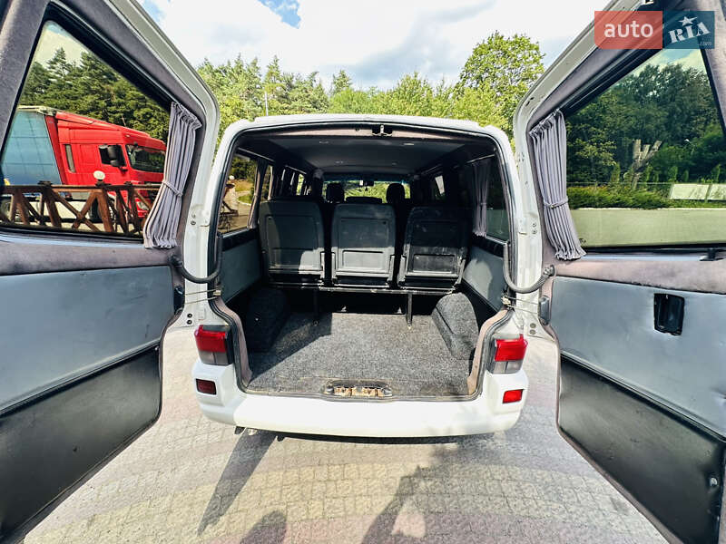 Минивэн Volkswagen Transporter 2002 в Львове