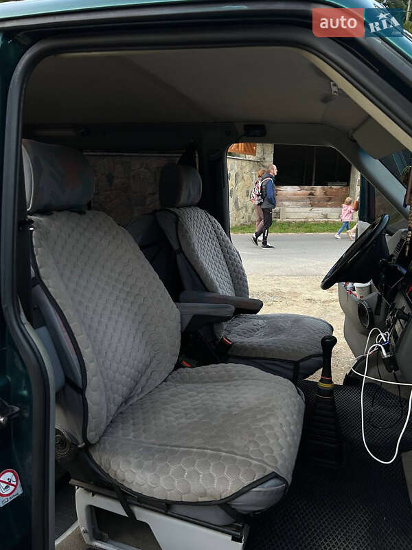 Минивэн Volkswagen Transporter 1998 в Яремче