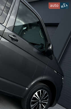 Минивэн Volkswagen Transporter 2021 в 