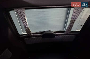 Минивэн Volkswagen Transporter 2021 в 