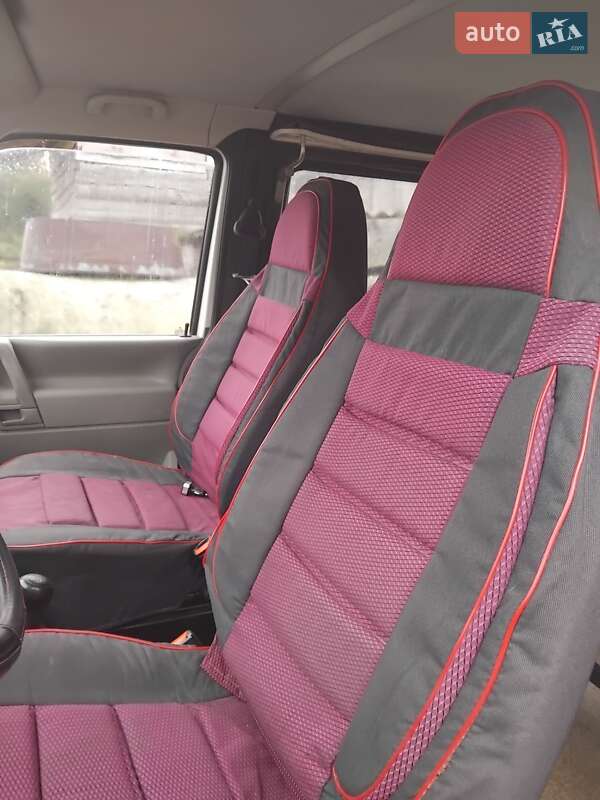 Мінівен Volkswagen Transporter 2002 в Чернігові