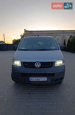 Минивэн Volkswagen Transporter 2008 в 