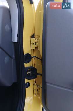 Минивэн Volkswagen Transporter 1998 в 