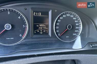 Минивэн Volkswagen Transporter 2011 в 