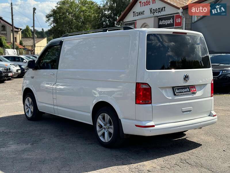 Грузопассажирский фургон Volkswagen Transporter 2016 в Виннице