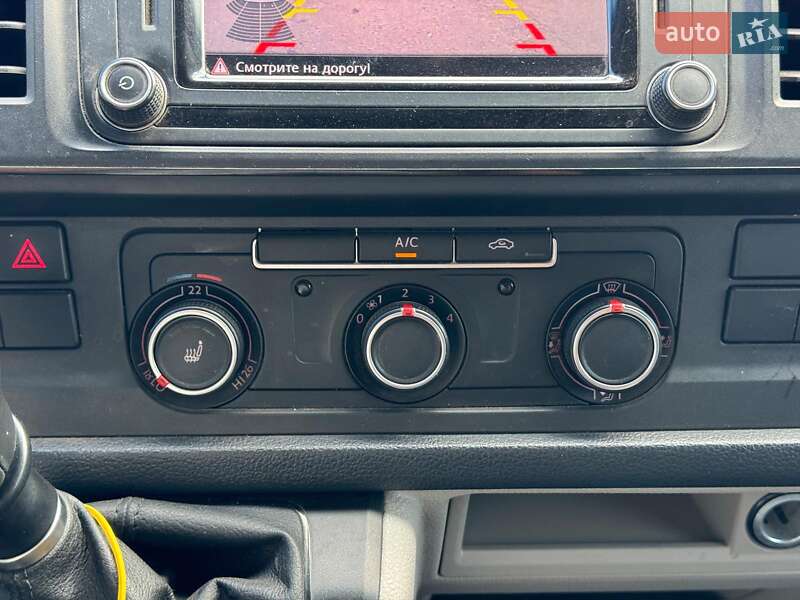 Грузопассажирский фургон Volkswagen Transporter 2016 в Виннице