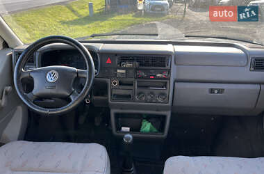 Минивэн Volkswagen Transporter 2002 в 