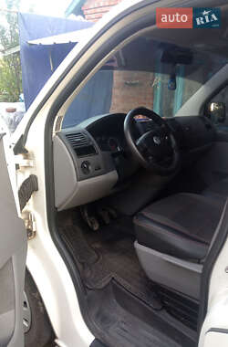 Минивэн Volkswagen Transporter 2009 в 
