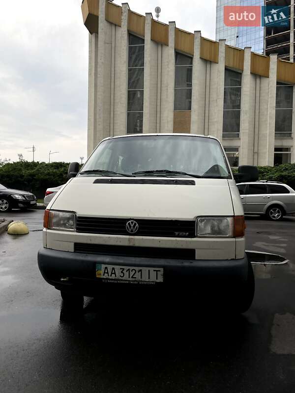 Мінівен Volkswagen Transporter 2003 в Києві
