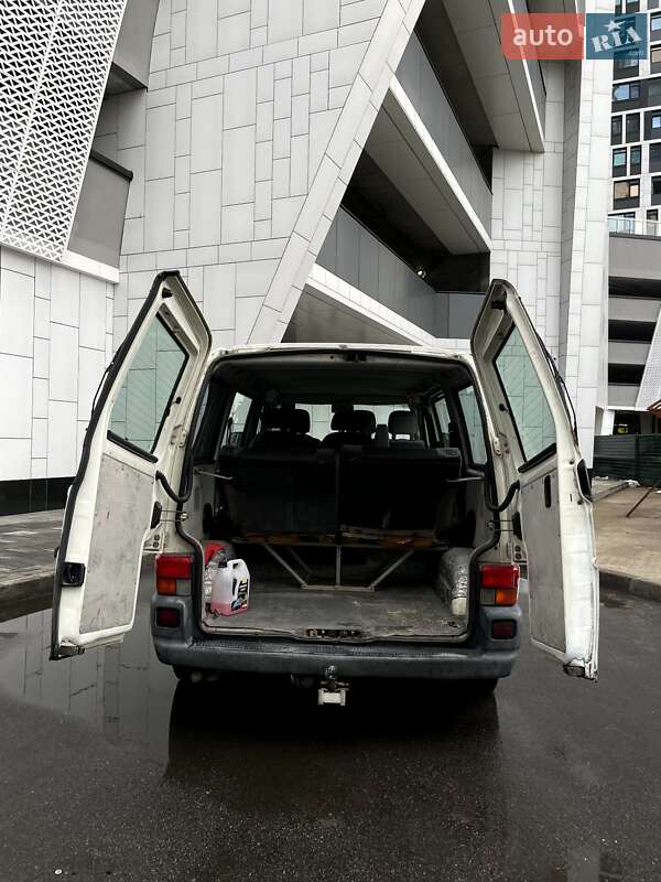 Мінівен Volkswagen Transporter 2003 в Києві