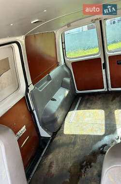 Грузовой фургон Volkswagen Transporter 2004 в 