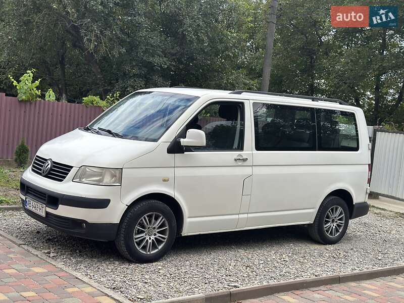 Минивэн Volkswagen Transporter 2004 в 