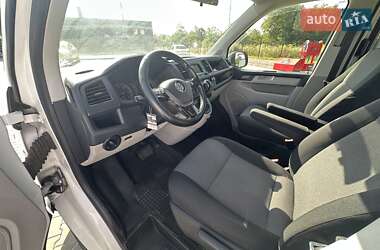 Минивэн Volkswagen Transporter 2015 в 