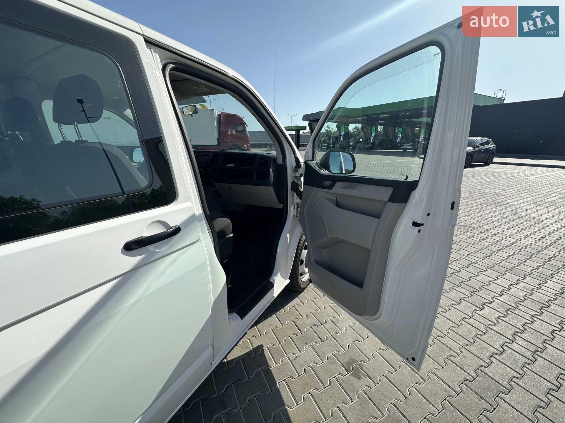 2015 Volkswagen Transporter - мініатюра 19