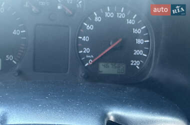Грузопассажирский фургон Volkswagen Transporter 2002 в 